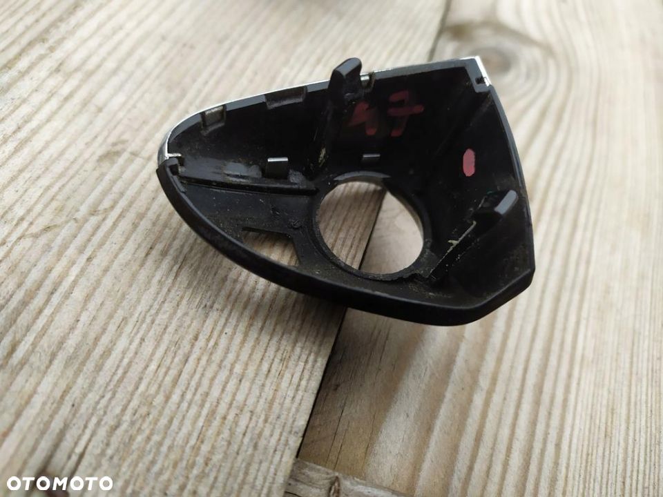 MERCEDES W211 E-KLASA ZAŚLEPKA WKŁADKI KLAMKI 197 - 4