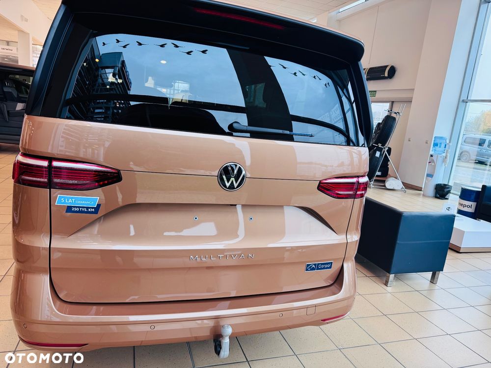 Volkswagen Multivan - 7