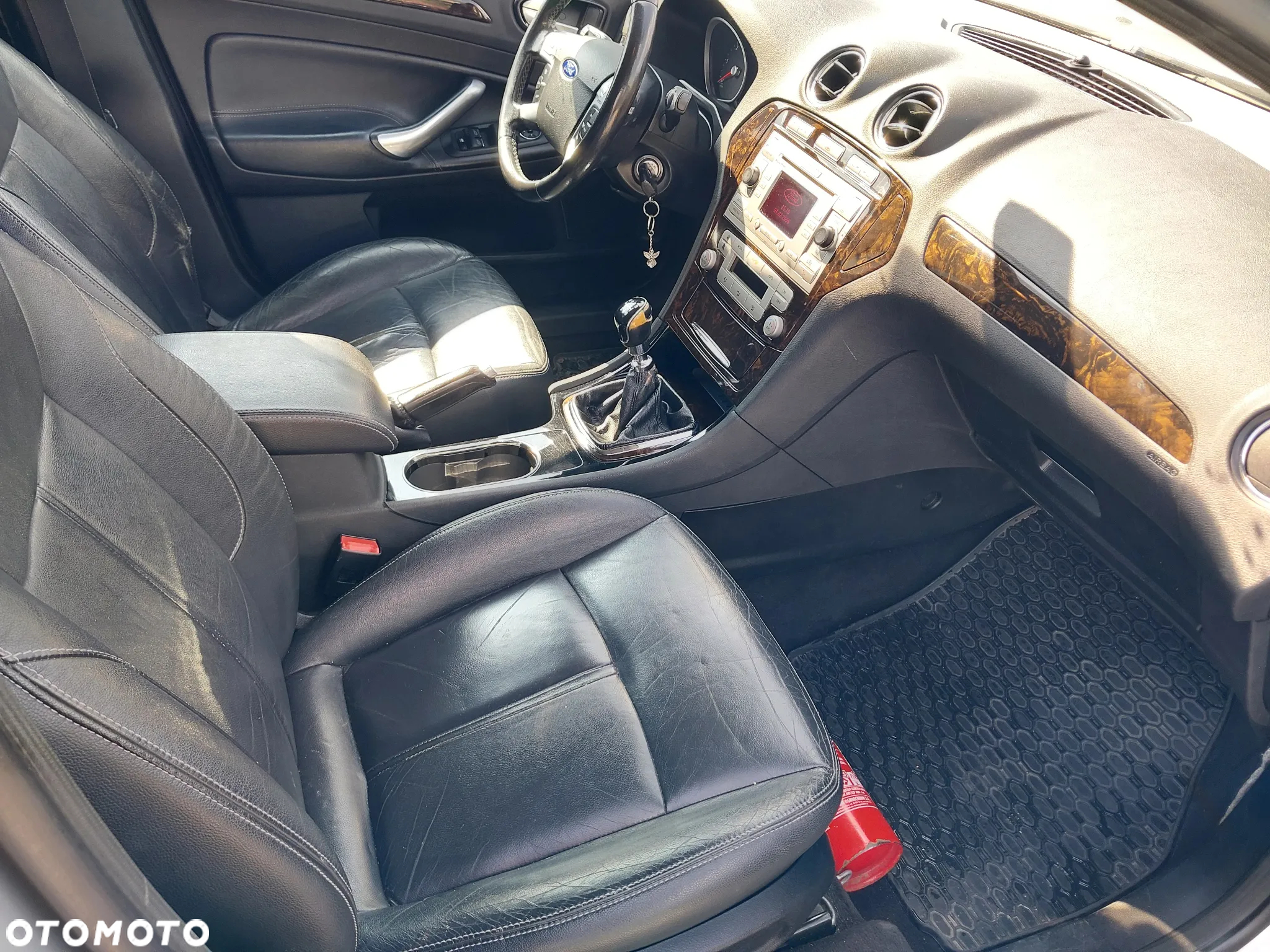 Ford Mondeo 2.0 TDCi Ghia - 14