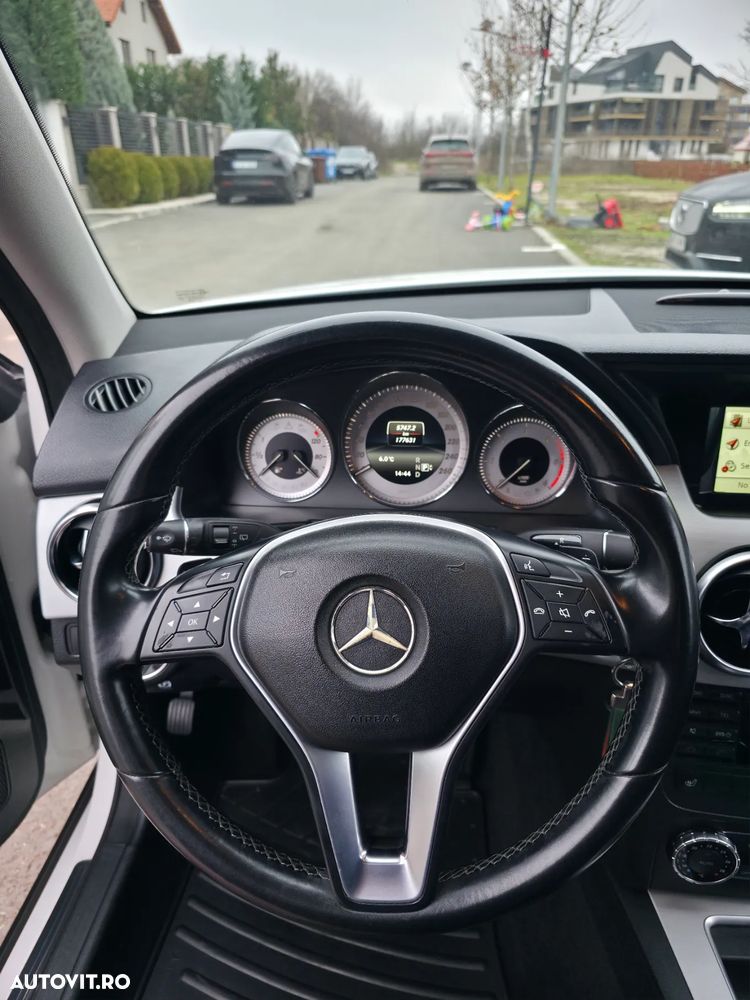 Mercedes-Benz GLK 220 CDI 4Matic (BlueEFFICIENCY) 7G-TRONIC - 19