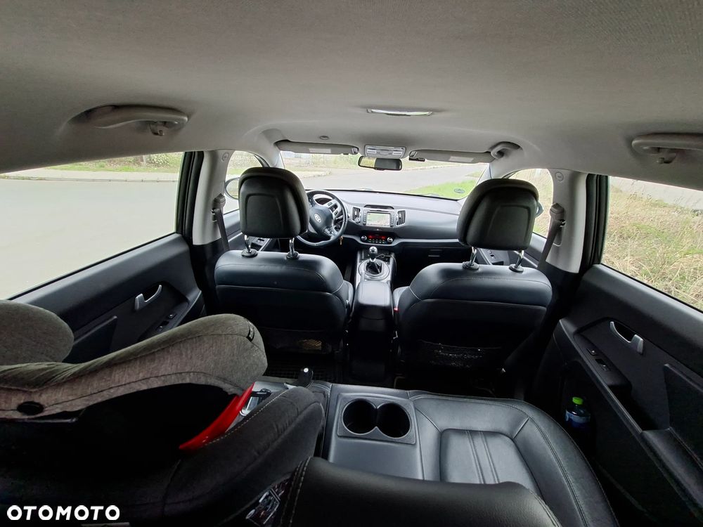 Kia Sportage 2.0 CRDI XL - 11