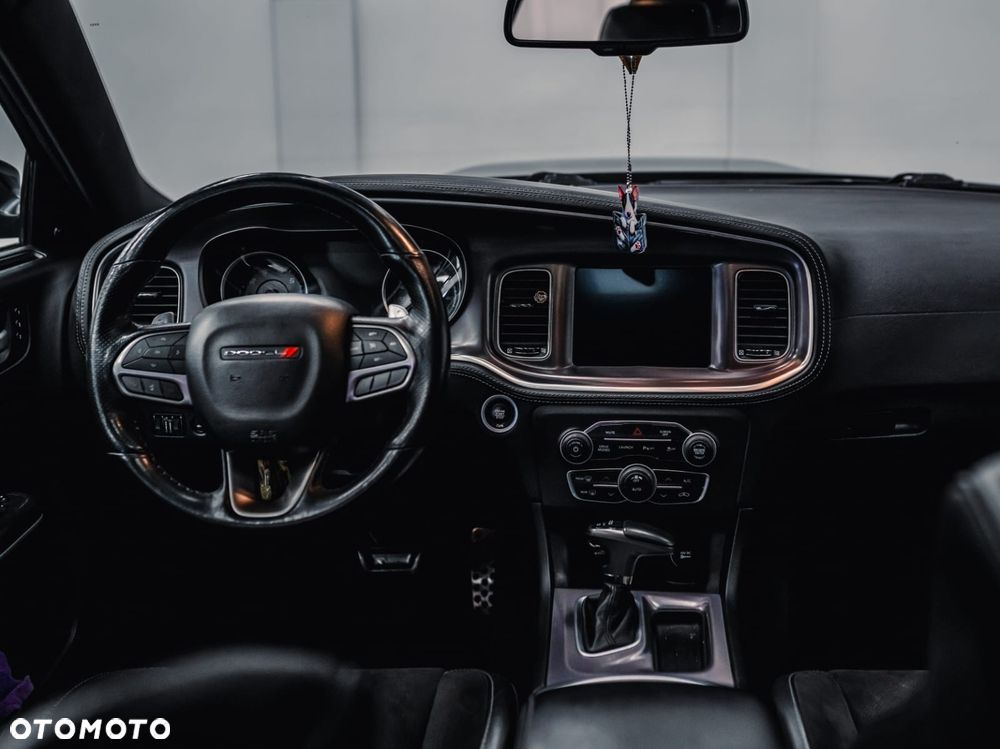 Dodge Charger Automatik SRT 392 - 18