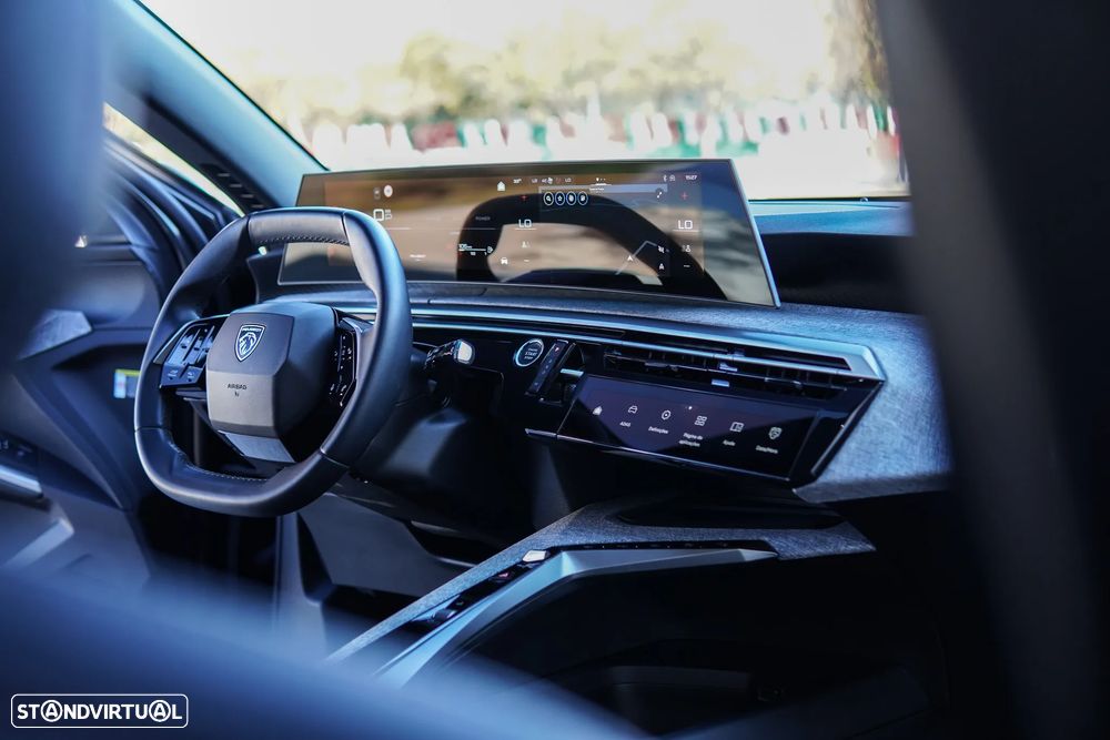 Peugeot 3008 1.2 Hybrid Allure e-DCS6 - 57