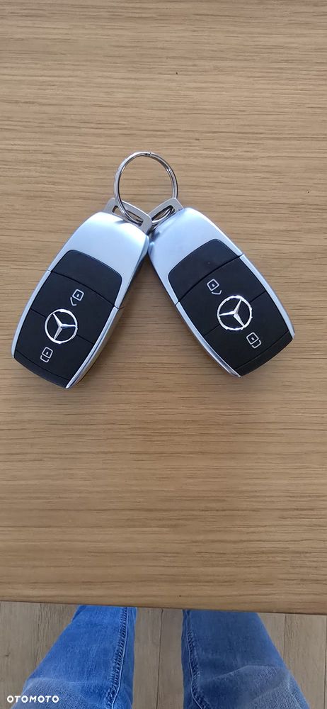 Mercedes-Benz GLB 200 d AMG Line 8G-DCT - 15