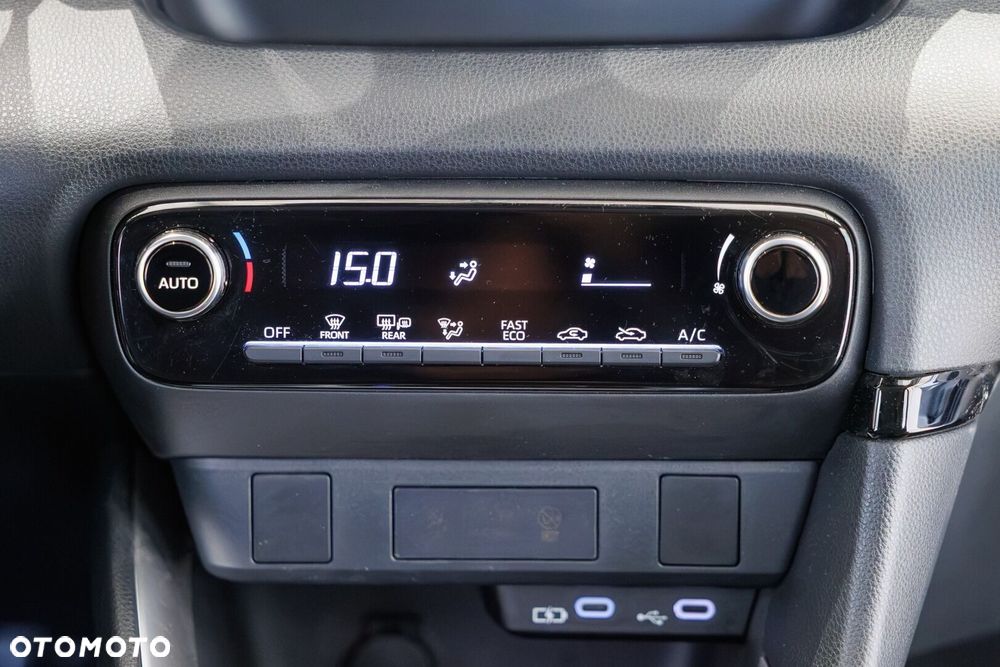 Toyota Yaris - 27