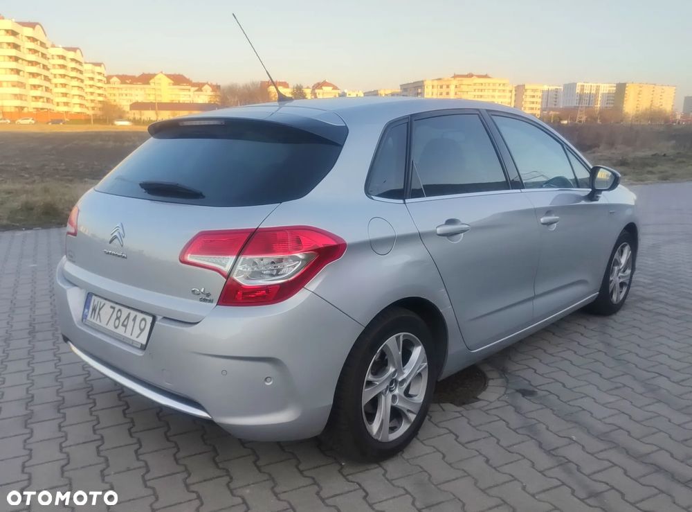 Citroën C4 HDi 150 Exclusive - 4