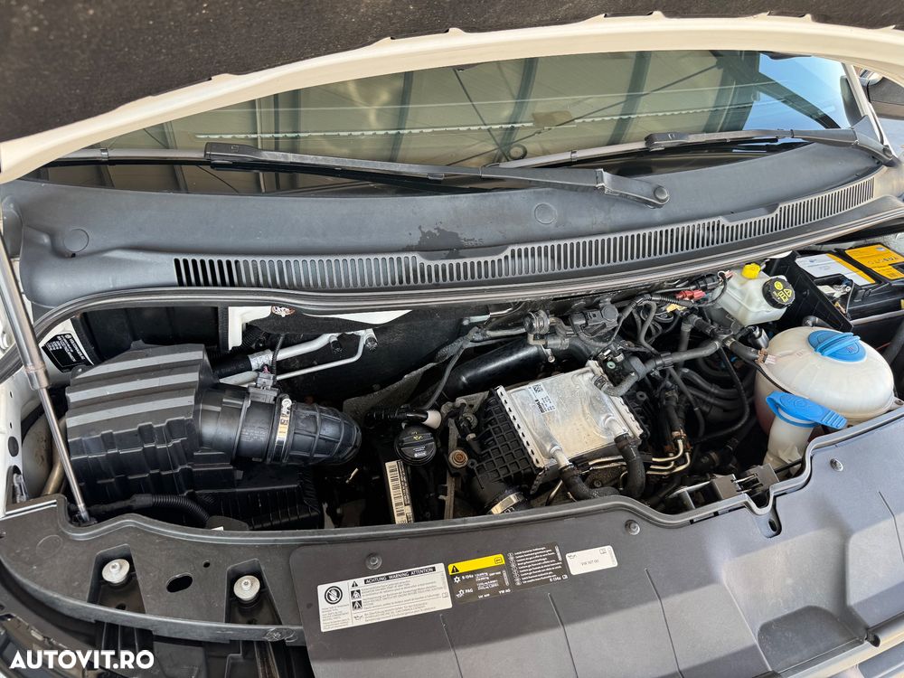 Volkswagen Transporter T6.1 - 19