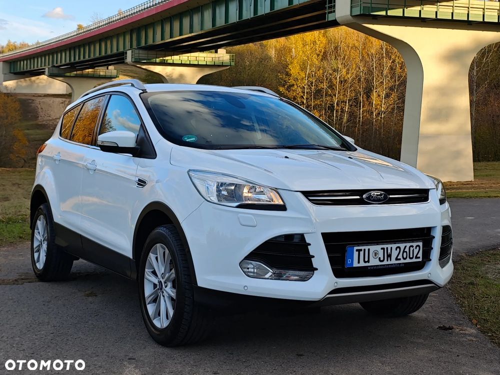 Ford Kuga 1.5 EcoBoost 2x4 Titanium - 26