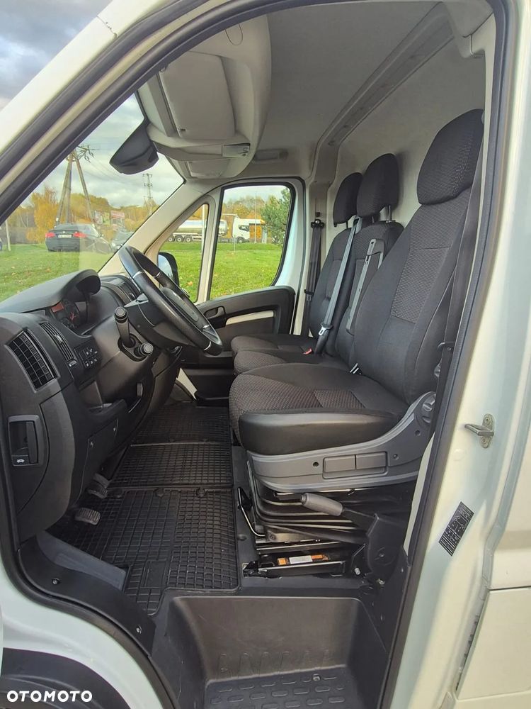 Peugeot BOXER - 12