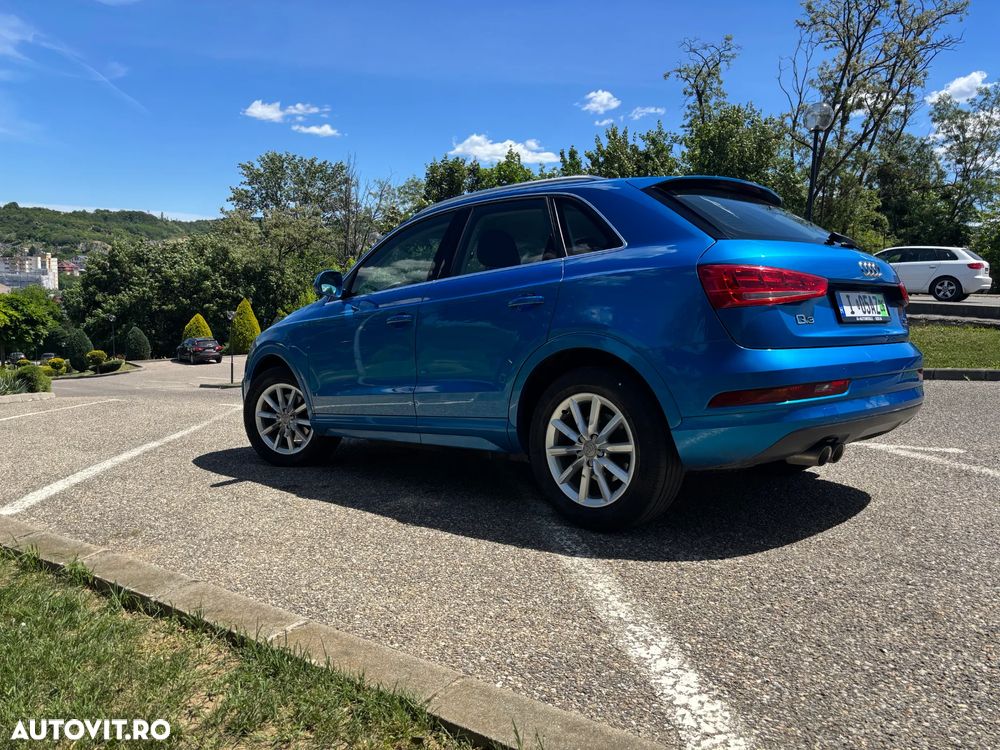 Audi Q3 2.0 TDI sport - 18