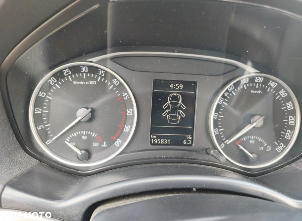 Skoda Octavia 2.0 TDI DSG Elegance - 15