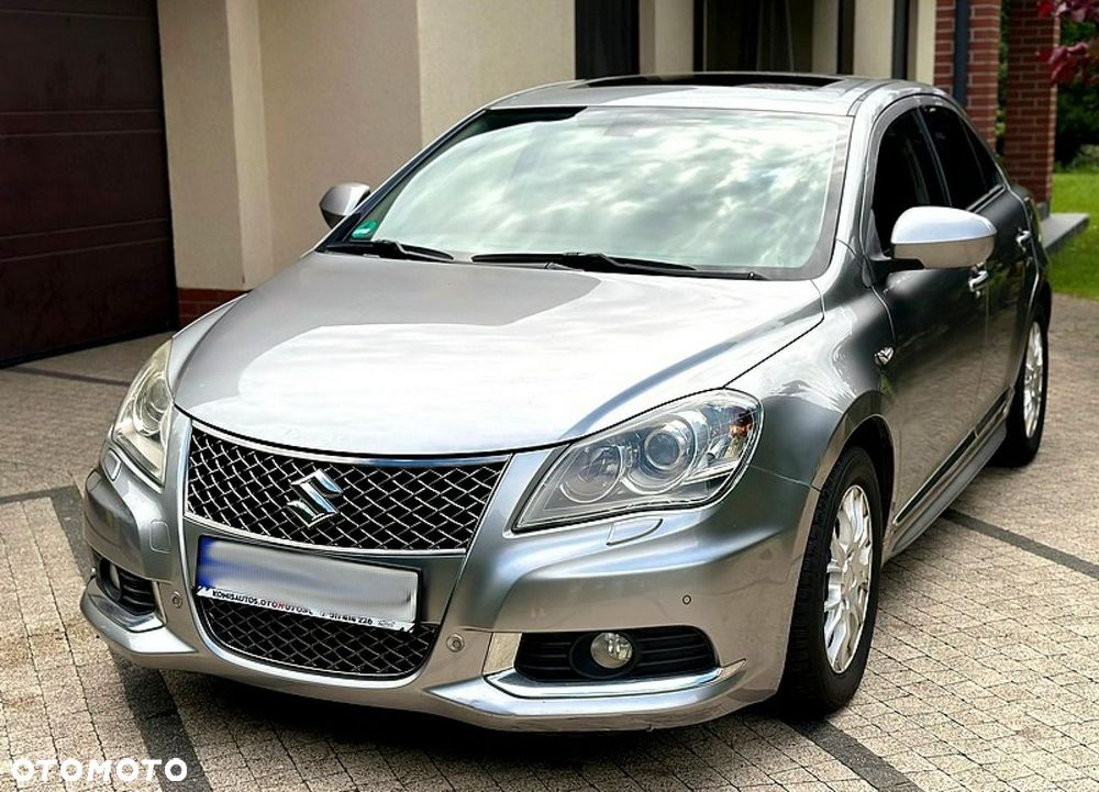 Suzuki Kizashi - 23