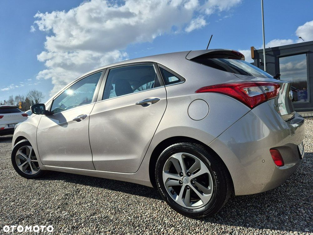 Hyundai i30 - 11