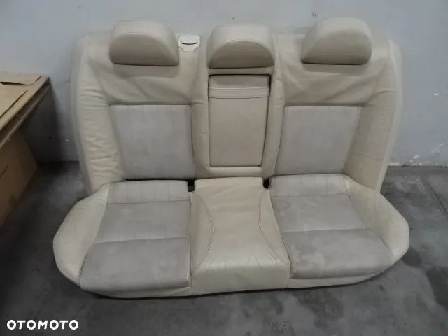 KANAPA TYŁ SKODA SUPERB SEDAN NR537 - 1