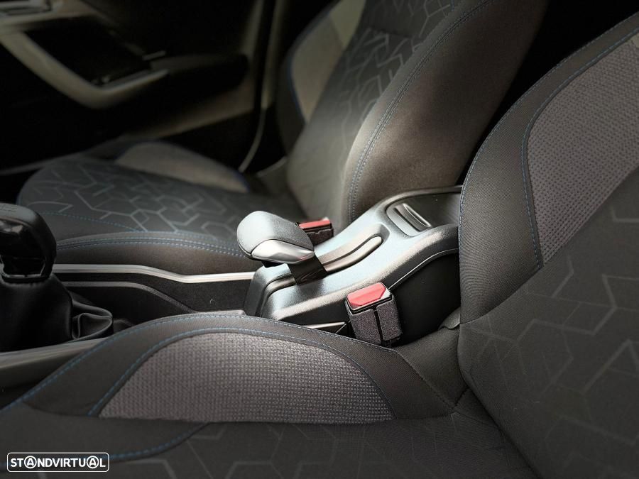 Peugeot 2008 1.2 PureTech Style - 22