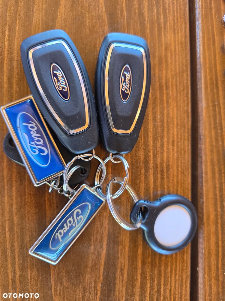 Ford Focus 1.5 EcoBoost ST-Line - 14