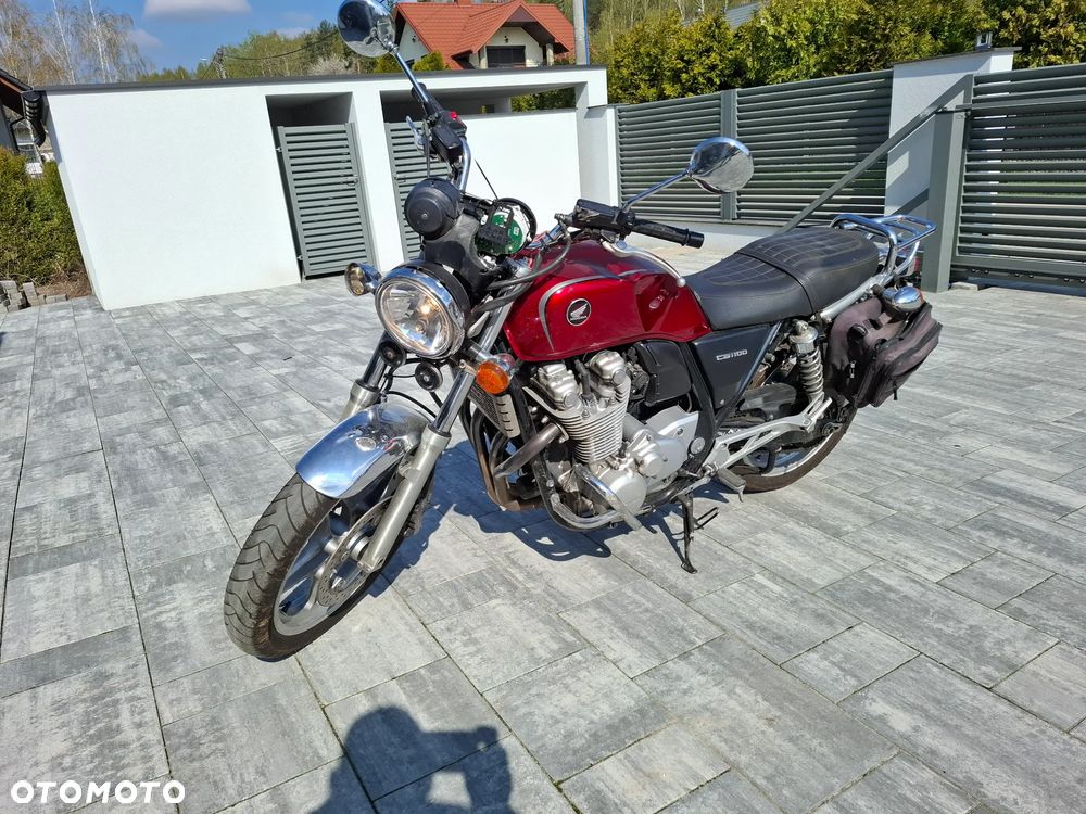 Honda CB - 1