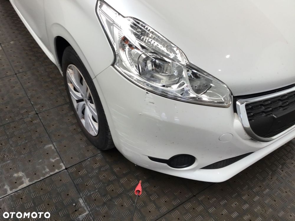 Peugeot 208 1.2 VTi Access - 21