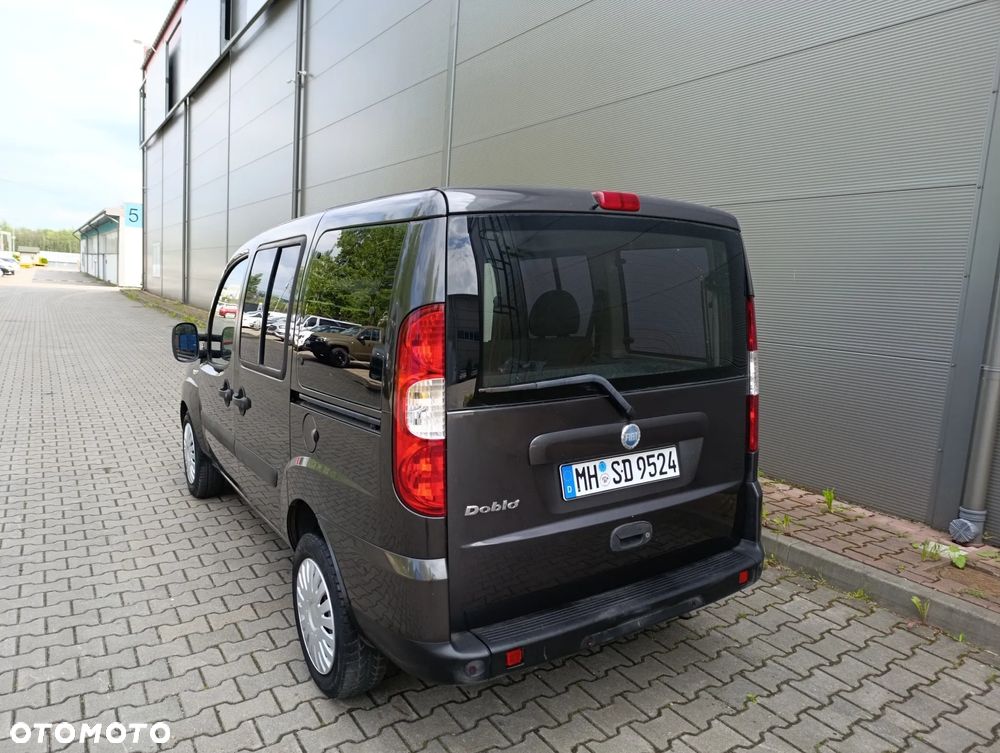 Fiat Doblo 1.4 8V Dynamic - 21