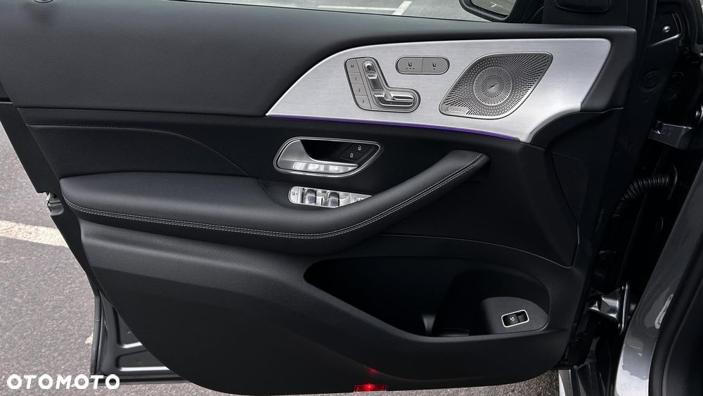 Mercedes-Benz GLE 300 d mHEV 4-Matic AMG Line - 11