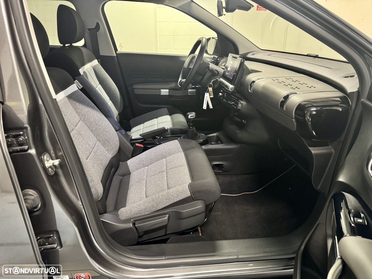 Citroën C4 Cactus 1.5 BlueHDi Feel Pack - 21