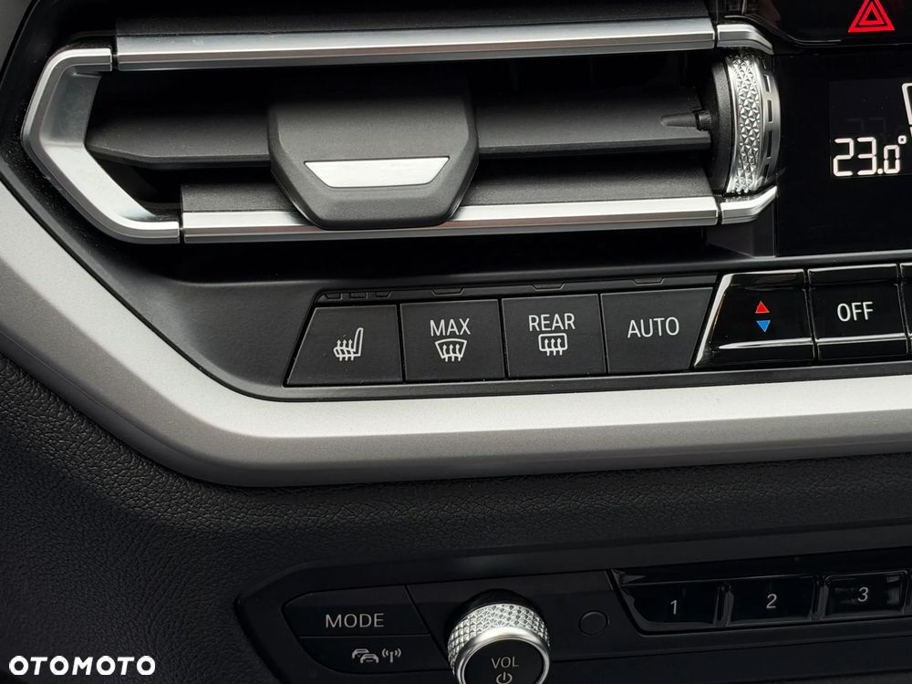 BMW Seria 3 318i Advantage - 23