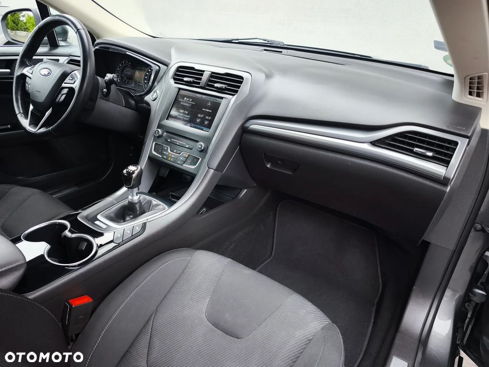 Ford Mondeo 2.0 TDCi ECOnetic Start-Stopp Titanium - 22