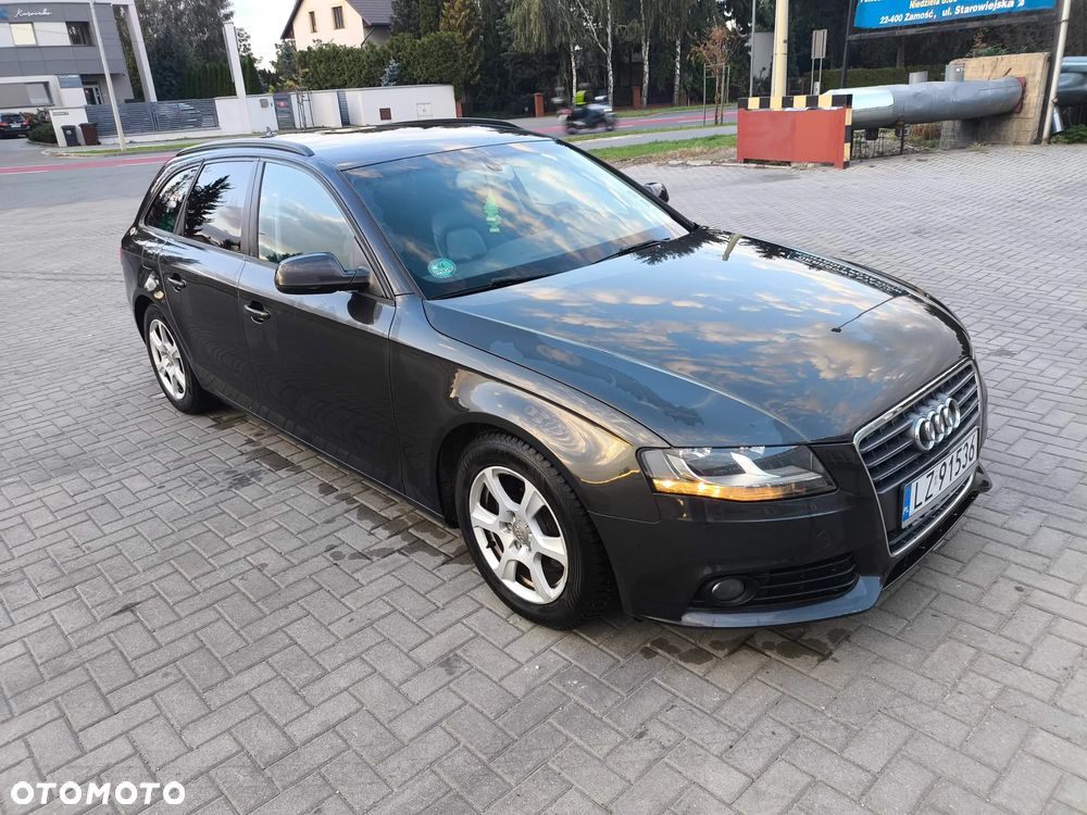 Audi A4 Avant - 8