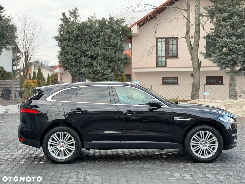 Jaguar F-Pace 30t AWD Portfolio - 2