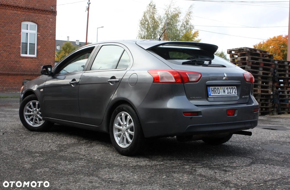 Mitsubishi Lancer 2011 photo 3