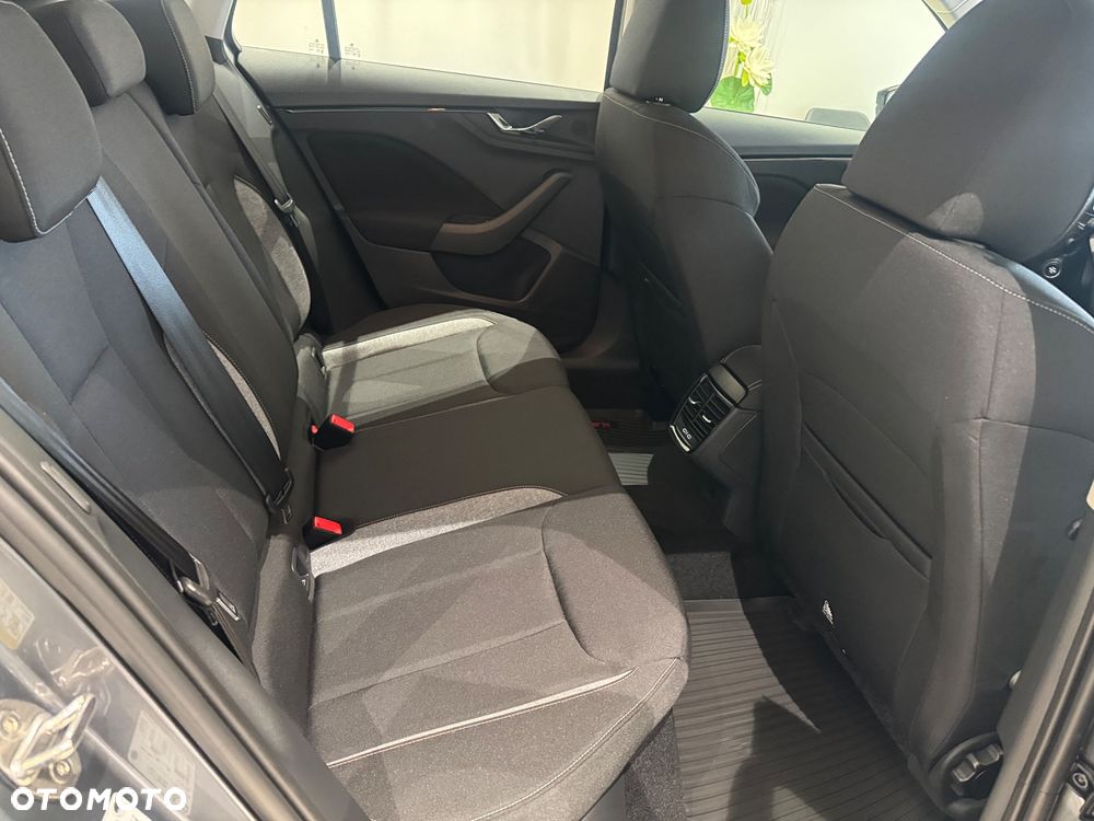 Skoda Kamiq 1.5 TSI Drive - 11