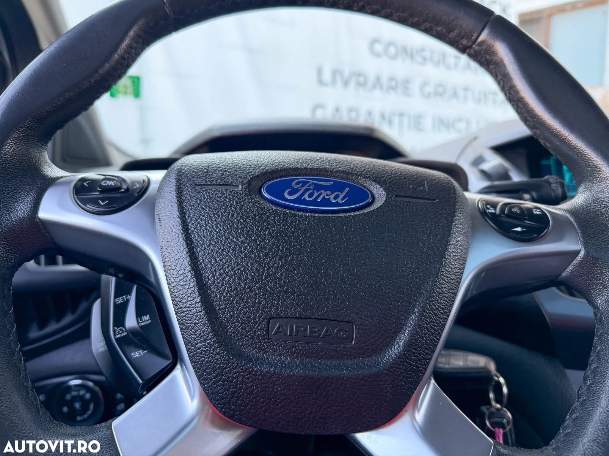 Ford Transit Connect - 22