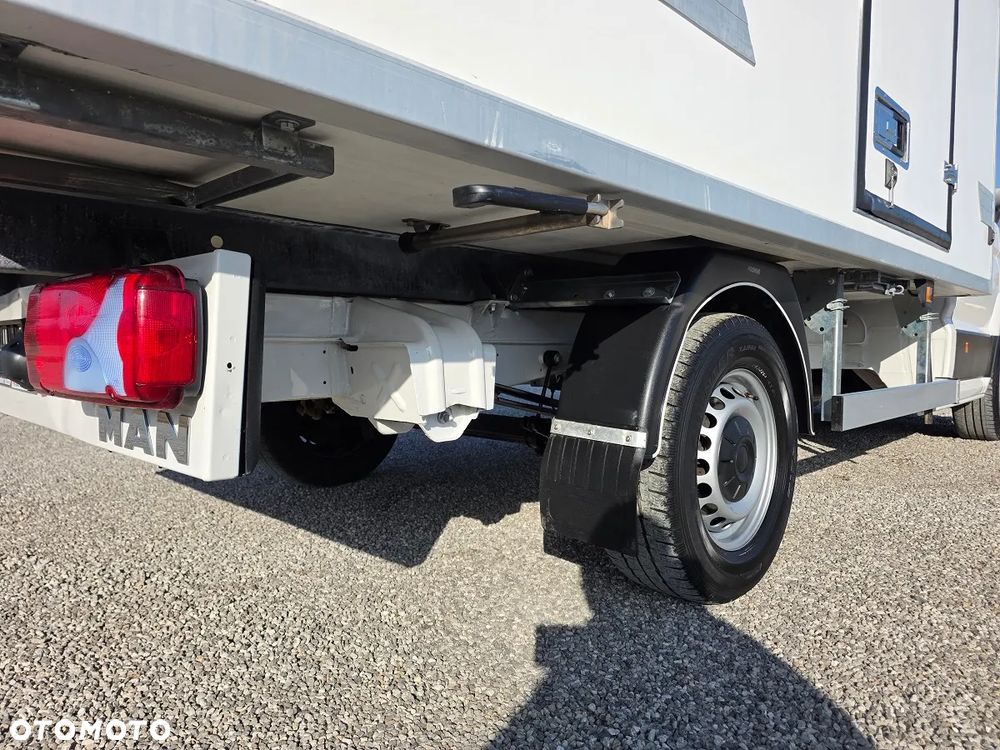MAN TGE 3.140 CHŁODNIA MROŹNIA CARRIER AUTOMAT - 27