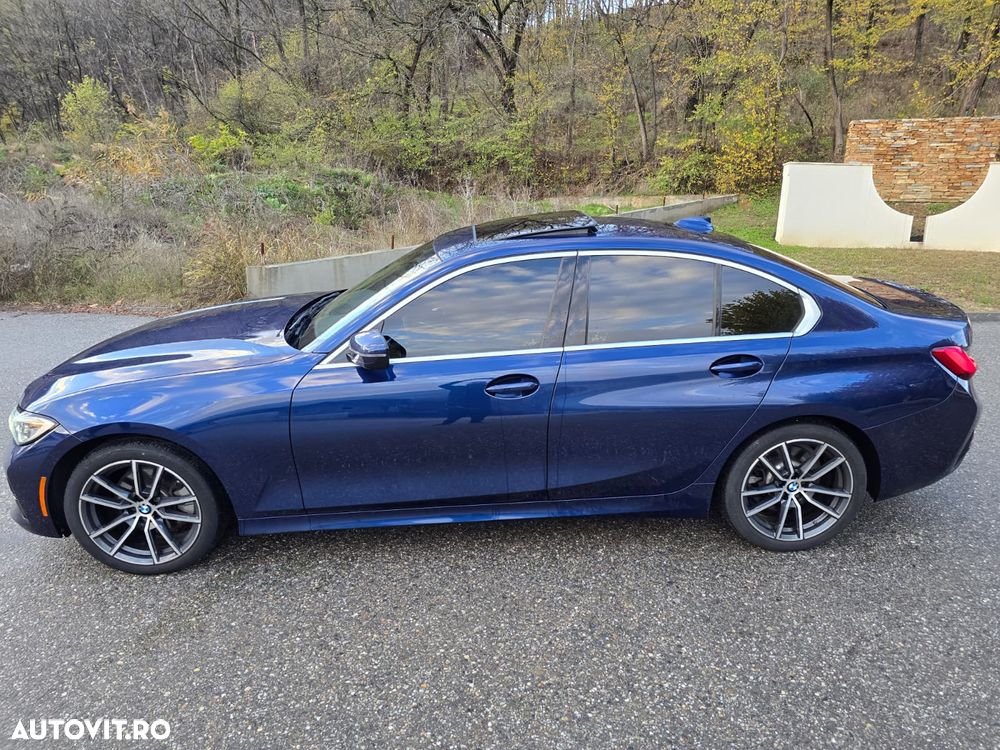 BMW Seria 3 330i xDrive AT - 3