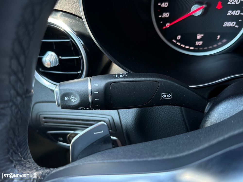 Mercedes-Benz GLC 300 d Coupé 4Matic - 28