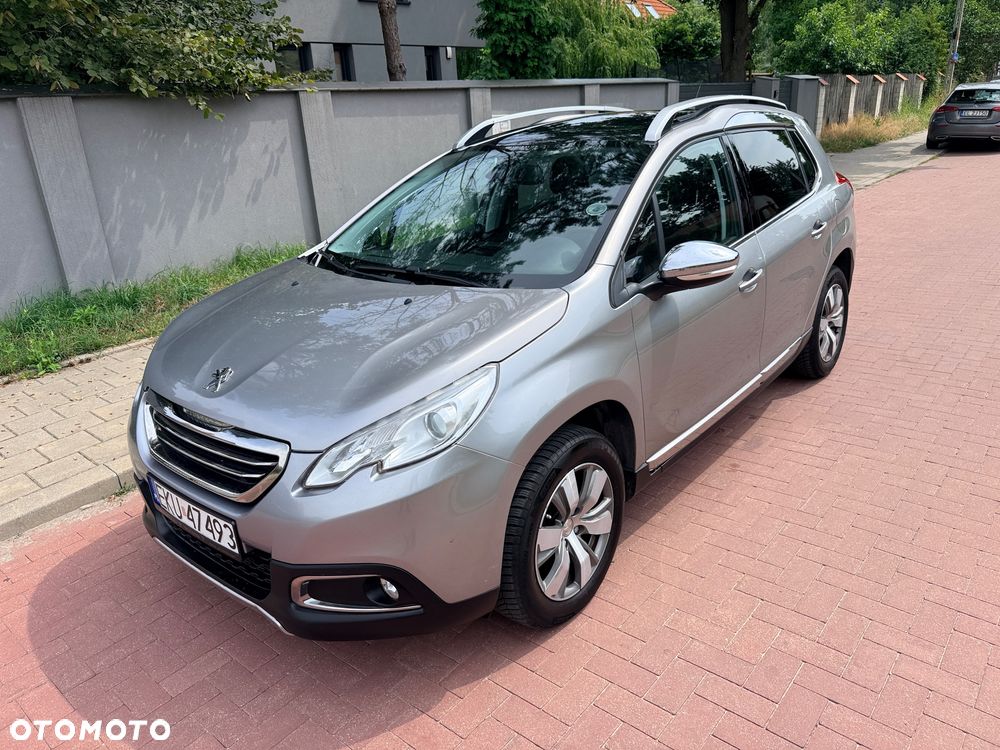 Peugeot 2008 1.2 Pure Tech Allure S&S - 1