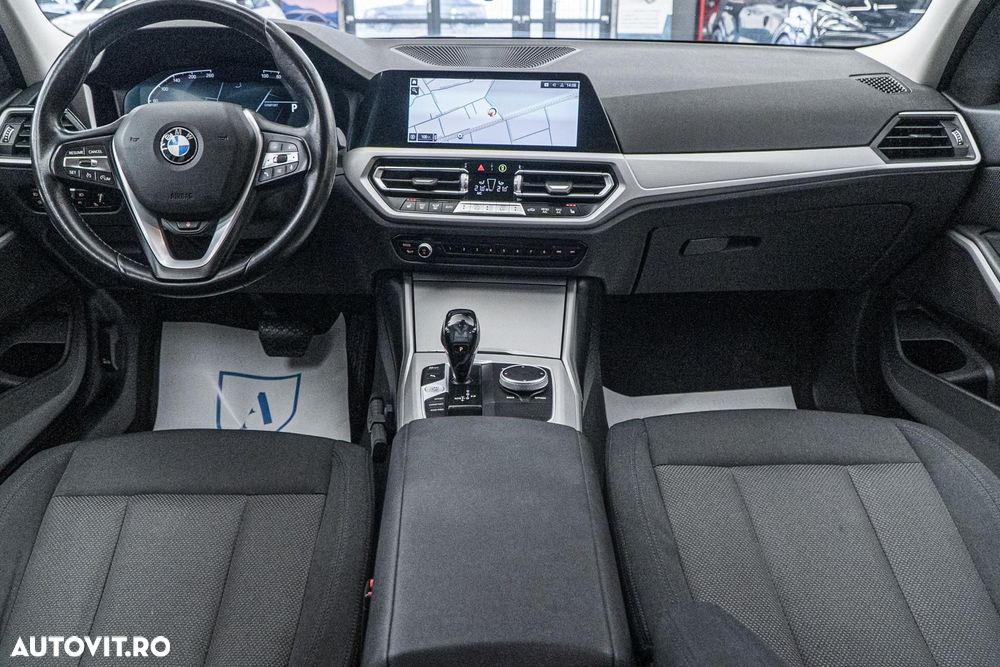 BMW Seria 3 316d Aut. Sport Line - 36