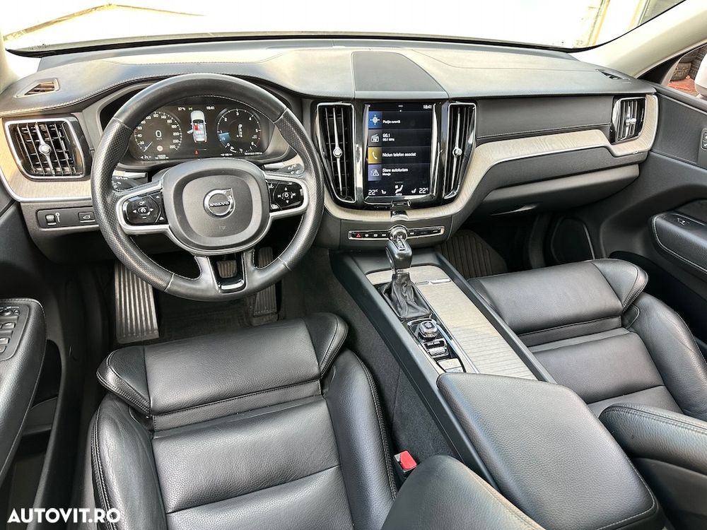 Volvo XC 60 D5 AWD Inscription - 12