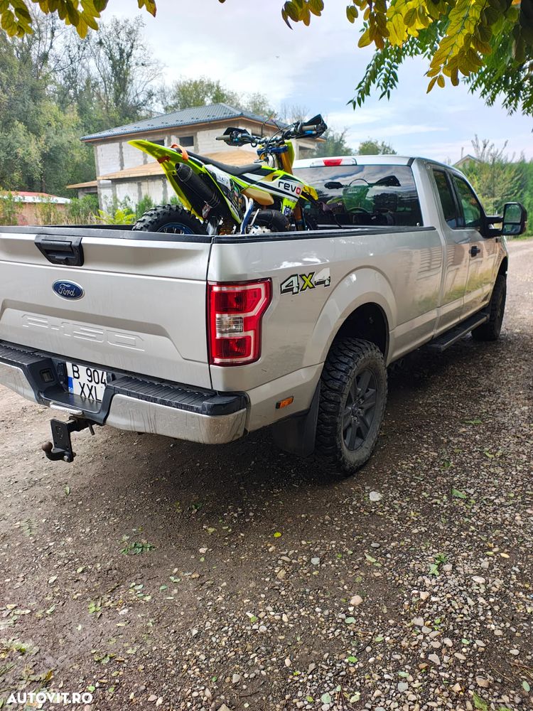 Ford F150 - 4