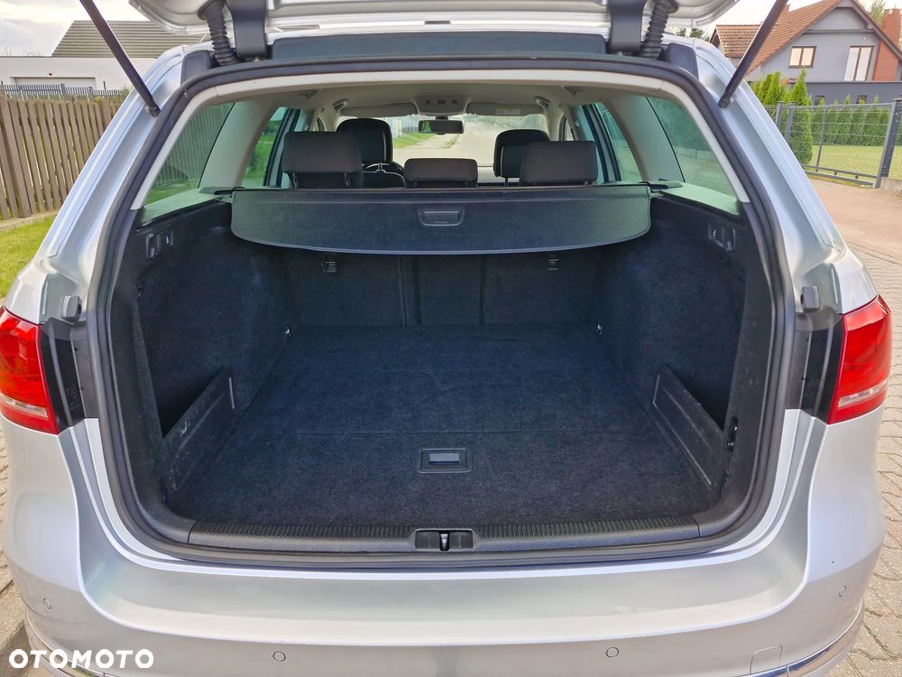 Volkswagen Passat 2.0 TDI Comfortline - 6