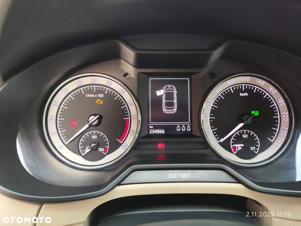 Skoda Octavia 2.0 TDI 4x4 L&K DSG - 8