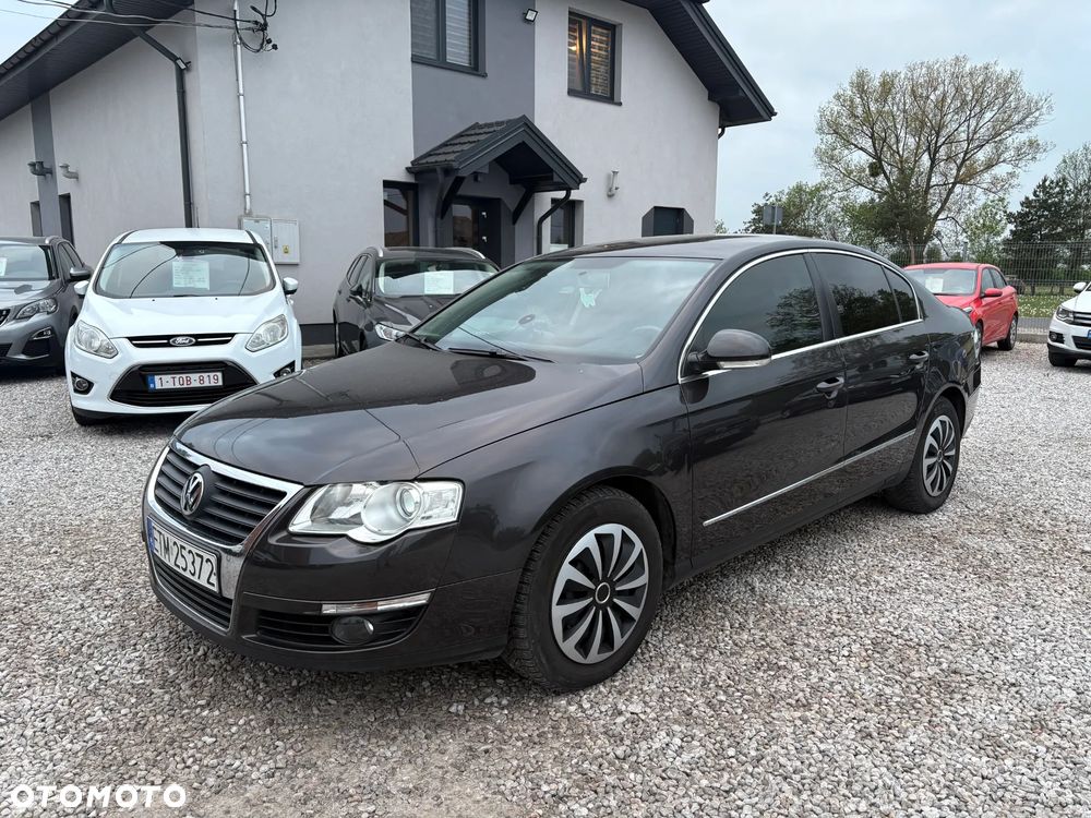Volkswagen Passat 1.9 TDI DPF Comfortline - 1
