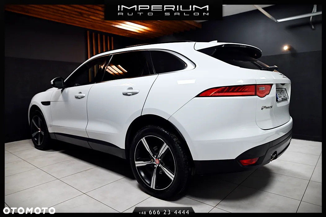 Jaguar F-Pace 2.0 i4P AWD R-Sport - 12