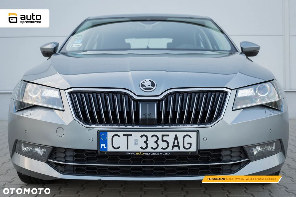 Skoda Superb 2.0 TDI Style DSG - 8