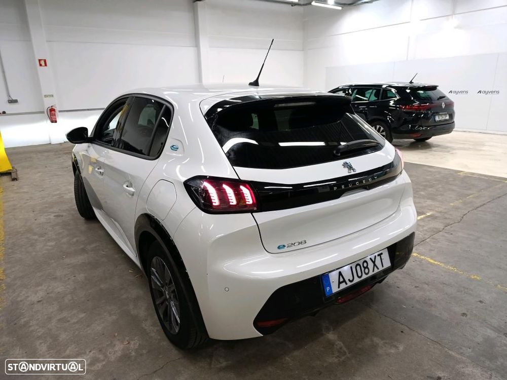 Peugeot e-208 50 kWh Allure - 2