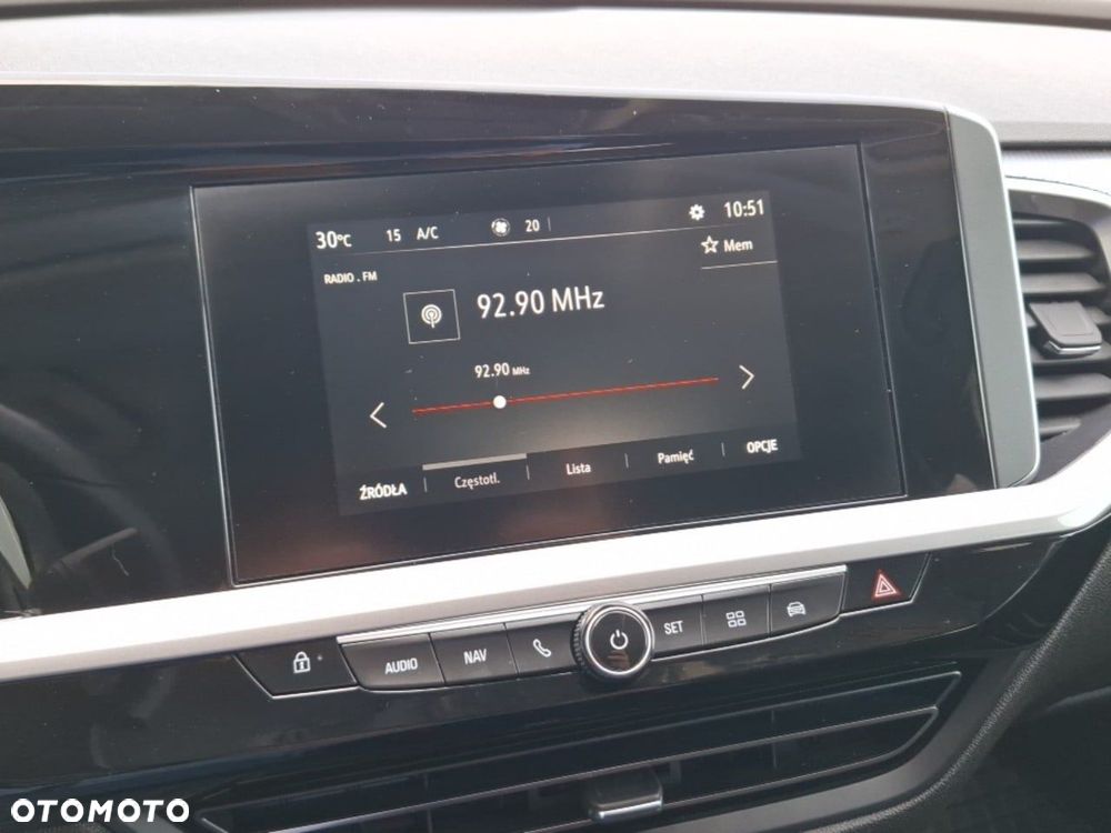 Opel Grandland 1.2 T Business Elegance S&S - 25