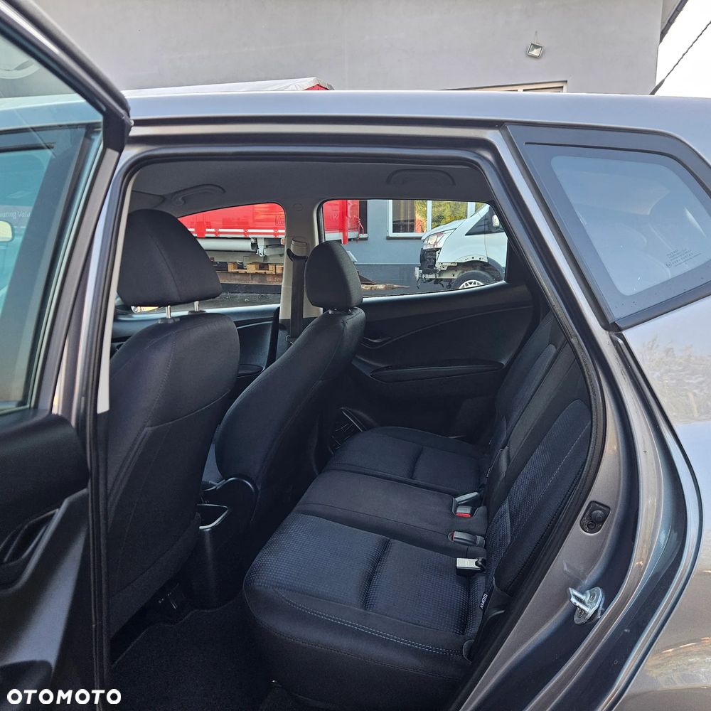 Hyundai ix20 - 12