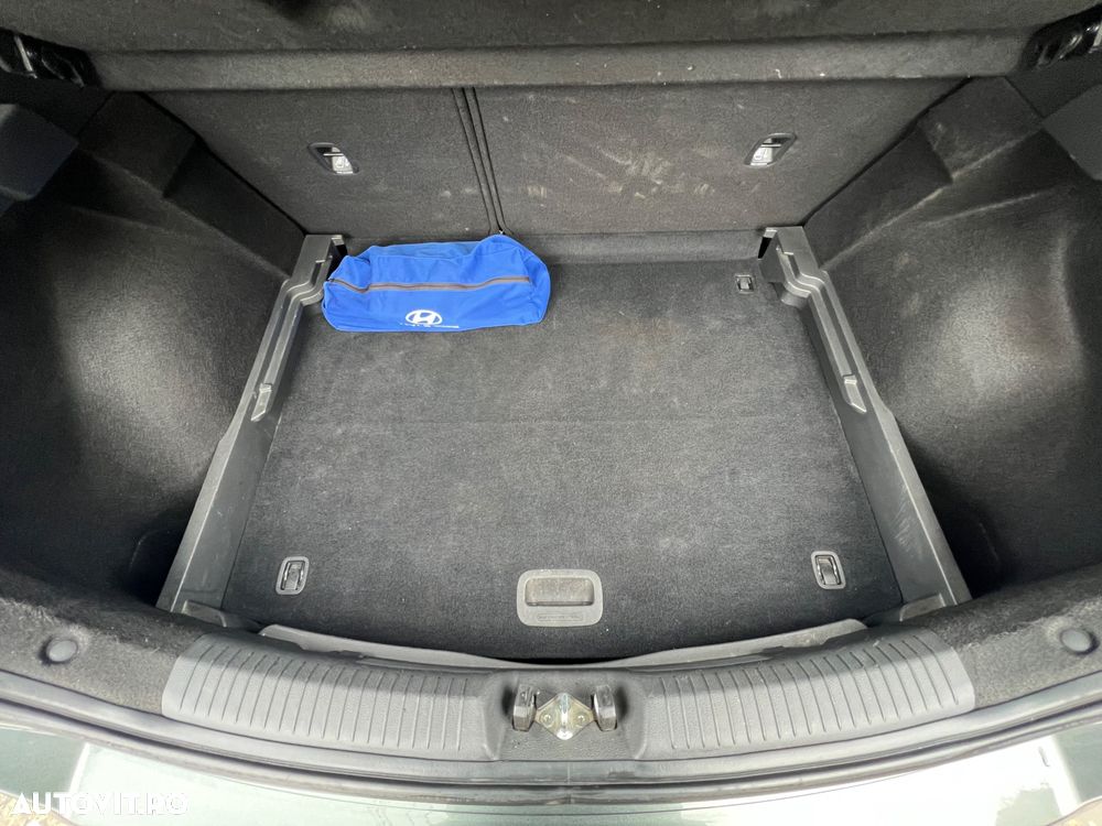 Hyundai i30 1.5 110CP 5DR M/T Comfort - 13