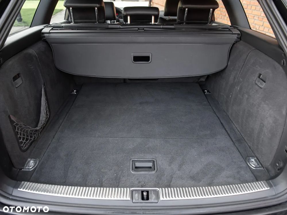Audi A4 Avant 3.0 TDI Quattro - 22