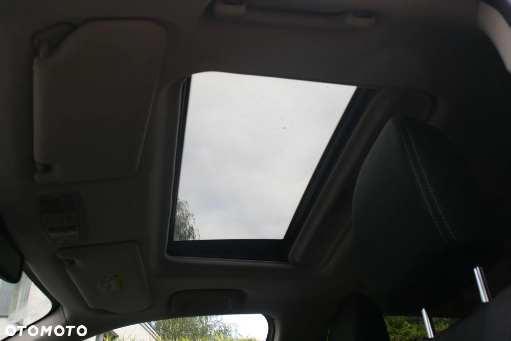 Mitsubishi Outlander - 14
